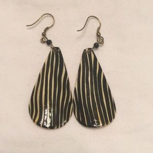 Strip black ivory earrings new